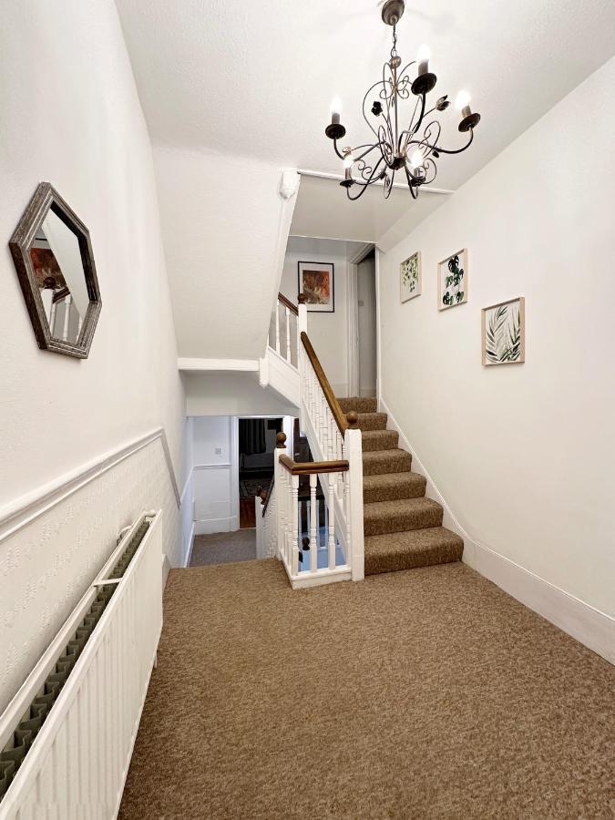 Hannah Place Near Finsbury Park - 4 Double Beds, Ideal For Families, Max 8 People London Exterior photo
